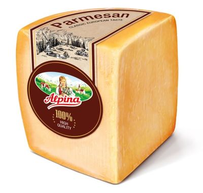 Сыр Alpina Пармезан классический 40% 1/4 круга (2 месяца выдержки) пленка вес 1,8 кг